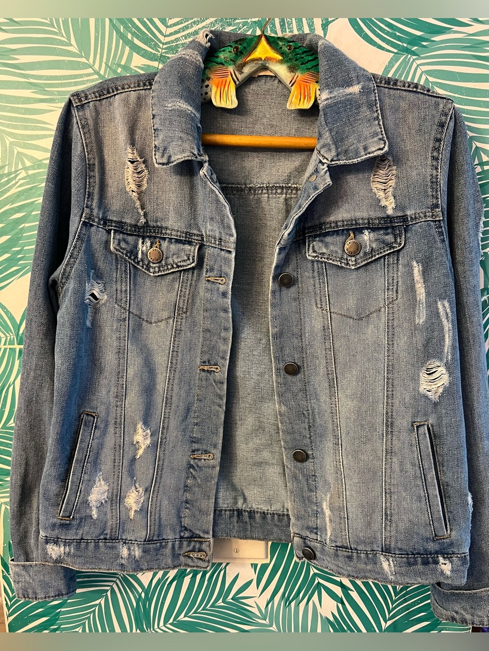 Ci Sono Distressed Light Blue Denim trucker Jacket  Sz M Guc